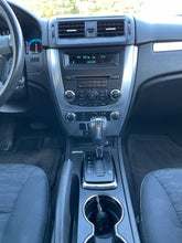 Load image into Gallery viewer, 2011 Ford Fusion SE