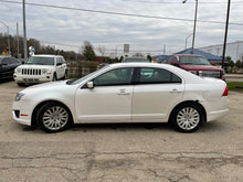 Load image into Gallery viewer, 2010 Ford Fusion Hybrid