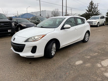 Load image into Gallery viewer, 2012 Mazda Mazda 3i Sky-Active