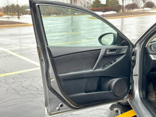 Load image into Gallery viewer, 2010 Mazda Mazda 3i touring