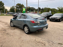 Load image into Gallery viewer, 2010 Mazda Mazda 3i