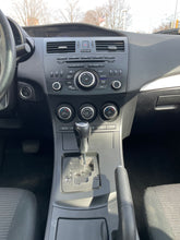 Load image into Gallery viewer, 2013 Mazda Mazda 3i Skyactive