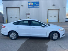 Load image into Gallery viewer, 2014 Ford Fusion S