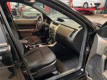 Load image into Gallery viewer, 2010 Ford Focus SE