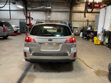 Load image into Gallery viewer, 2014 Subaru Outback 2.5l Premium