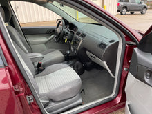 Load image into Gallery viewer, 2007 Ford Focus SES