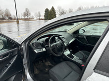 Load image into Gallery viewer, 2010 Mazda Mazda 3i touring
