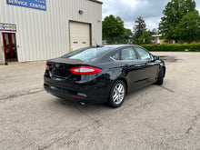 Load image into Gallery viewer, 2013 Ford Fusion SE