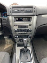 Load image into Gallery viewer, 2011 Ford Fusion SE