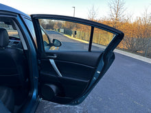 Load image into Gallery viewer, 2010 Mazda Mazda 3S