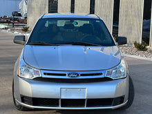Load image into Gallery viewer, 2009 Ford Focus SE