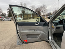 Load image into Gallery viewer, 2007 Hyundai Sonata Limited