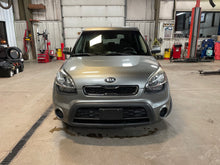 Load image into Gallery viewer, 2013 Kia Soul +