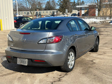 Load image into Gallery viewer, 2010 Mazda Mazda 3i