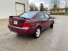 Load image into Gallery viewer, 2007 Ford Focus SES