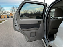 Load image into Gallery viewer, 2009 Mercury Mariner