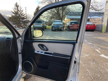 Load image into Gallery viewer, 2006 Mercury Mariner