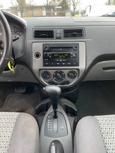 Load image into Gallery viewer, 2007 Ford Focus SES