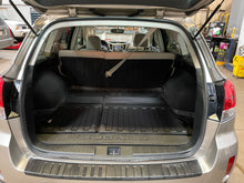 Load image into Gallery viewer, 2014 Subaru Outback 2.5l Premium
