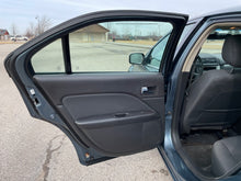 Load image into Gallery viewer, 2011 Ford Fusion SE
