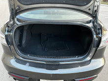 Load image into Gallery viewer, 2010 Mazda Mazda 3i touring