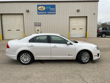 Load image into Gallery viewer, 2010 Ford Fusion Hybrid