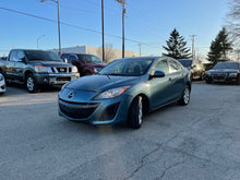 Load image into Gallery viewer, 2011 Mazda Mazda 3i Touring