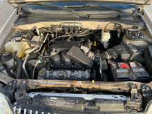 Load image into Gallery viewer, 2006 Mercury Mariner