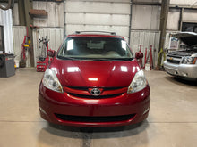 Load image into Gallery viewer, 2009 Toyota Sienna XLE