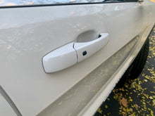 Load image into Gallery viewer, 2015 Jeep Grand Cherokee Laredo