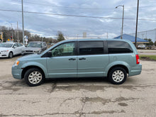 Load image into Gallery viewer, 2008 Chrysler Town & Country