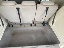 Load image into Gallery viewer, 2008 Chrysler Town & Country