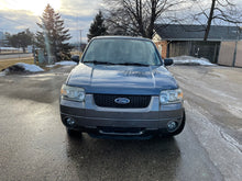 Load image into Gallery viewer, 2006 Ford Escape XLT AWD