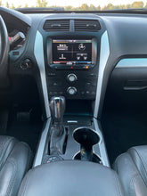 Load image into Gallery viewer, 2015 Ford Explorer XLT