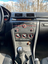 Load image into Gallery viewer, 2006 Mazda Mazda3i