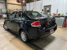 Load image into Gallery viewer, 2010 Ford Focus SE