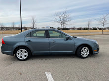 Load image into Gallery viewer, 2011 Ford Fusion SE