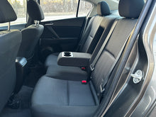 Load image into Gallery viewer, 2010 Mazda Mazda 3i touring
