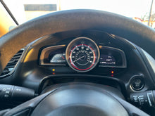 Load image into Gallery viewer, 2016 Mazda Mazda 3i
