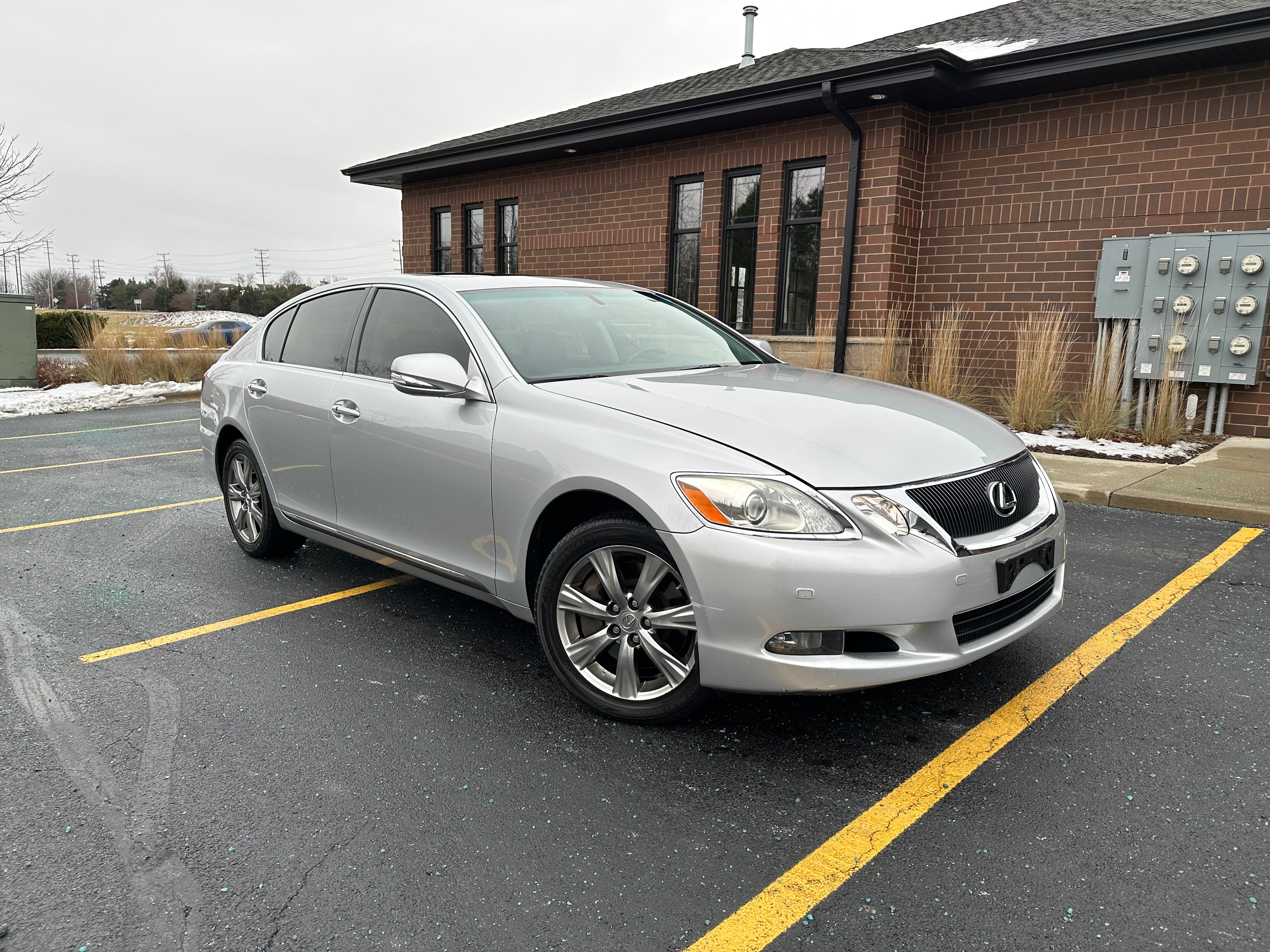 LEXUS、GS350.
10前期左ヘッドライト 1673103C-F1E3-4347-A6E1-