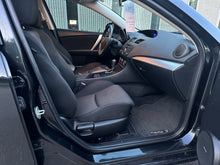 Load image into Gallery viewer, 2012 Mazda Mazda3S Hatchback
