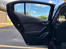 Load image into Gallery viewer, 2014 Mazda Mazda 3i Touring
