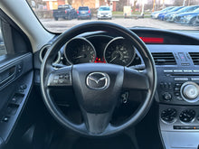 Load image into Gallery viewer, 2011 Mazda Mazda 3i
