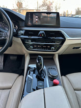 Load image into Gallery viewer, 2017 BMW 540 x-drive
