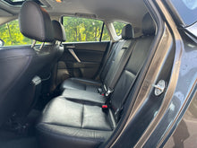 Load image into Gallery viewer, 2013 Mazda Mazda 3i SV Grand Touring
