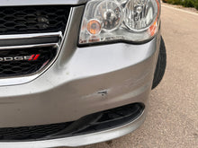 Load image into Gallery viewer, 2013 Dodge Grand Caravan SE
