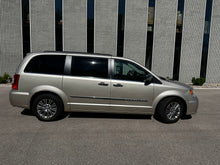 Load image into Gallery viewer, 2013 Chrysler Town and Country Touring L
