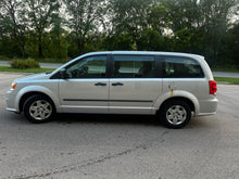 Load image into Gallery viewer, 2012 Dodge Grand Caravan SE
