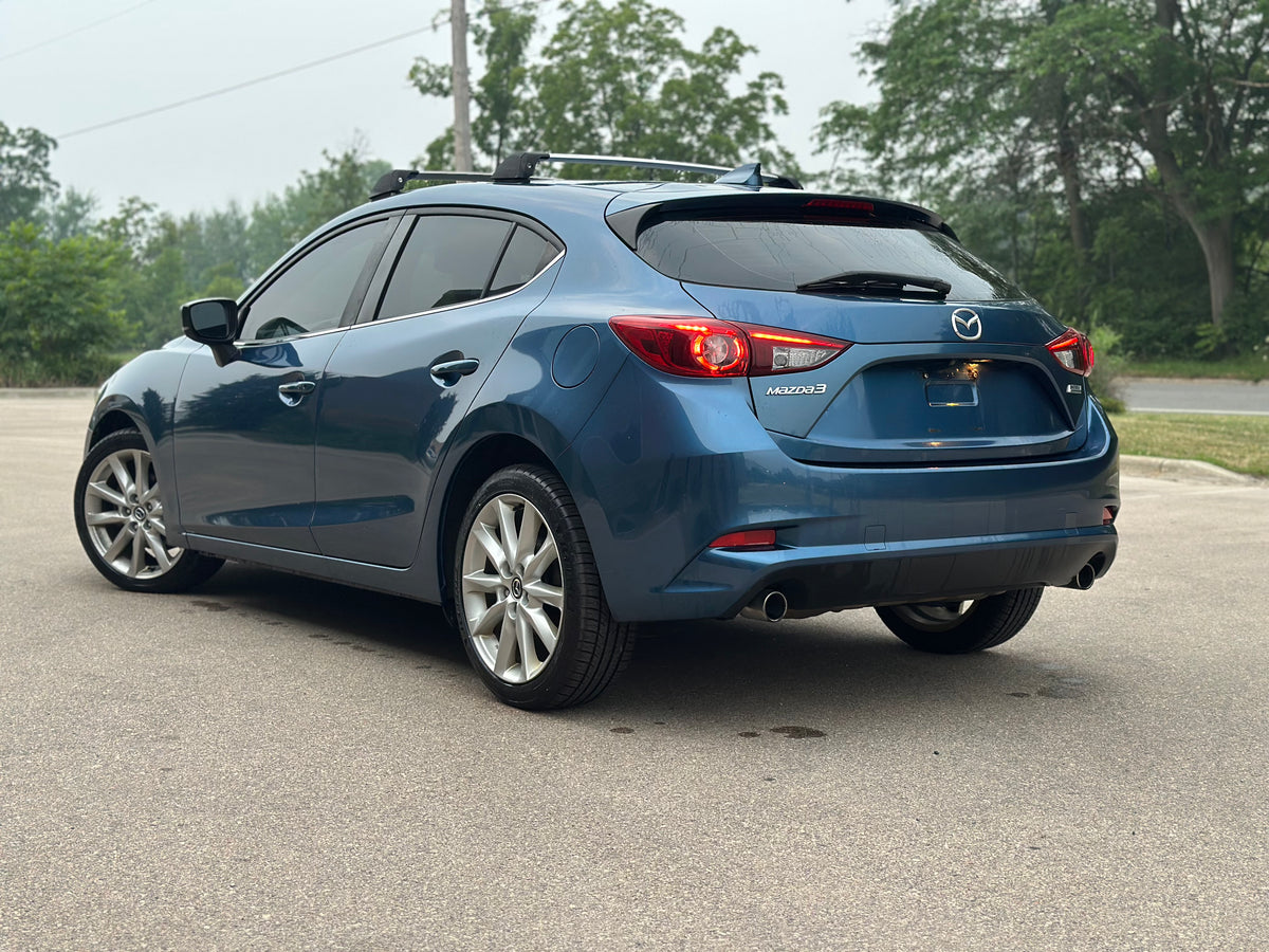 2017 Mazda 3 S Grand Touring