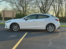 Load image into Gallery viewer, 2017 Mazda 3 Grand Touring
